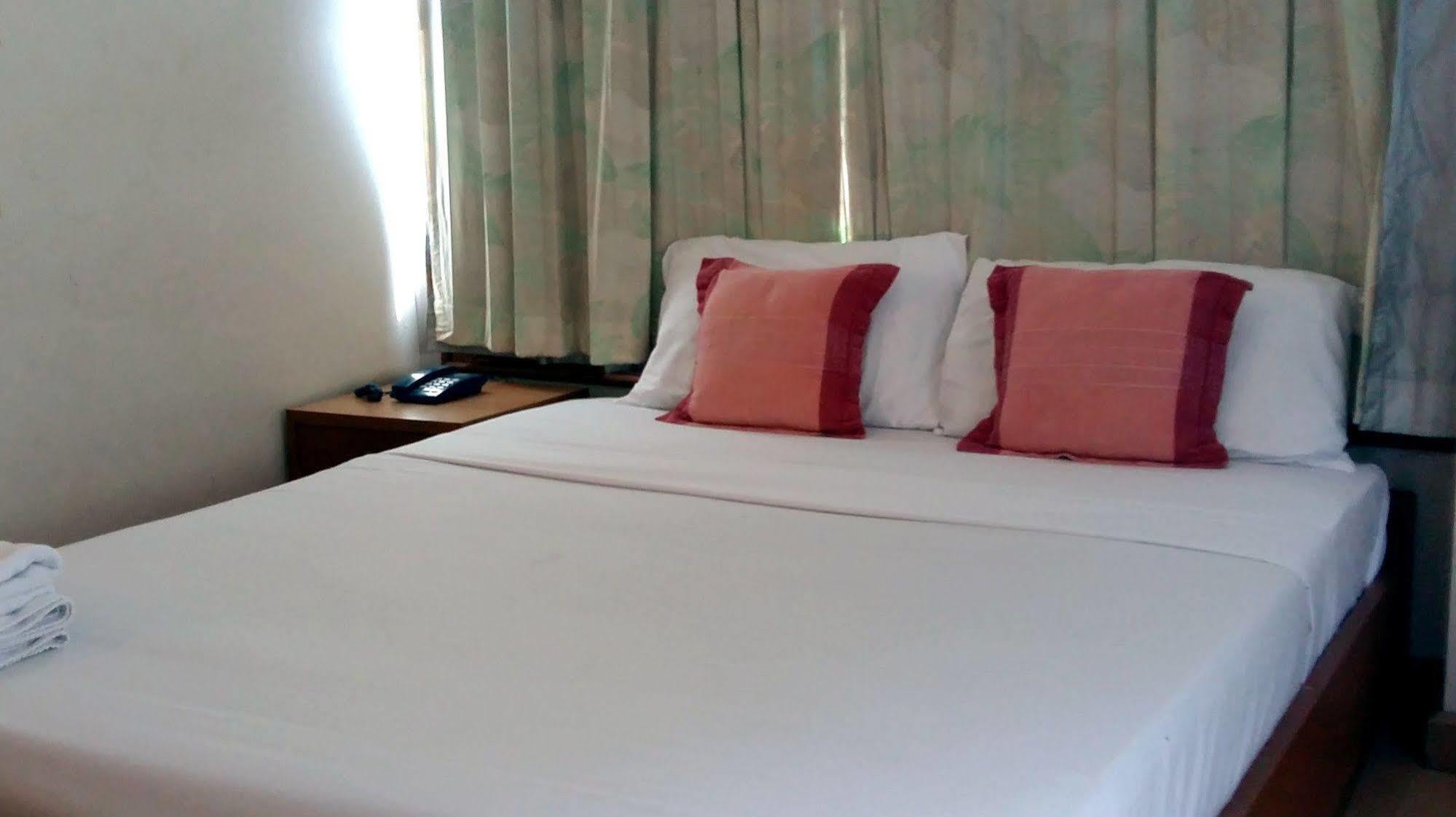 Michael Inn Pattaya ภายนอก รูปภาพ